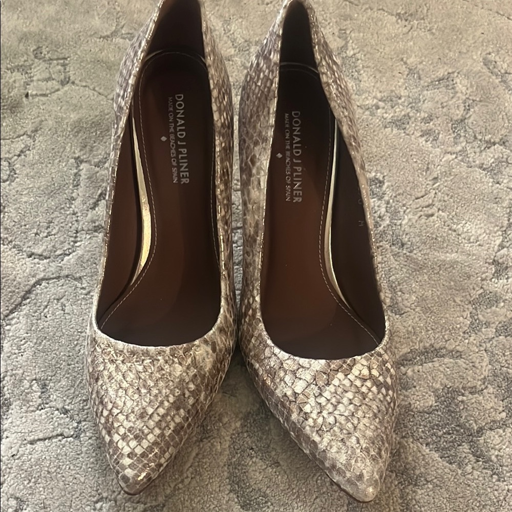 Donald J. Pliner Brown Heels Snakeskin Pumps